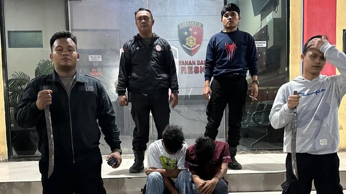 2 Remaja Terduga Pelaku Tawuran di Medan Belawan Usai Ditangkap Kepolisian.