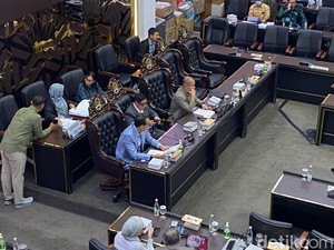 RUU SDI, Baleg DPR Atur Sanksi Sabotase Pusat Data Nasional