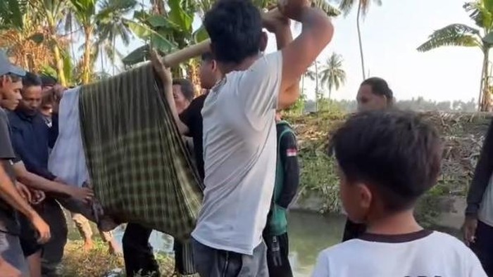 Seorang lansia bernama Saleh (87) ditemukan tewas di Polman.