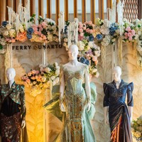 Nikmati Karya Tulola & Ferry Sunarto dari Ketinggian The Westin Jakarta