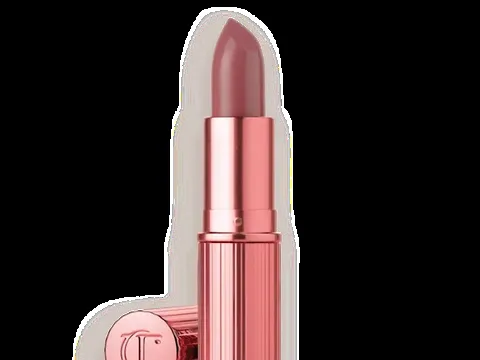 Warna Lipstik yang Bikin Awet Muda