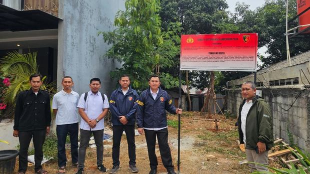 Bareskrim Polri pasang plang dan sita aset terkat kasus PT DSI (dok. istimewa)