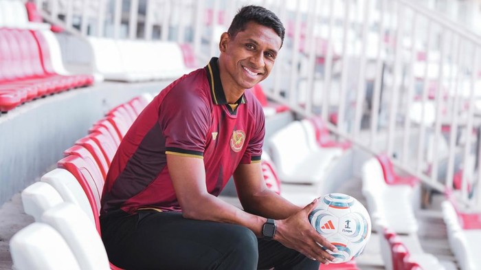 Bek anyar Java United asal Brasil, Cleylton Santos, Selasa (6/10/2026).