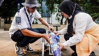 Kegiatan interaktif ini dihadirkan untuk menambah wawasan para pengunjung terkait konsep fisika melalui praktik secara langsung.