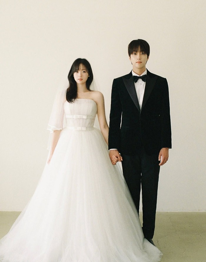 Cha Gyeong Eun-Lee You Jin