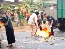 Pesepeda Tewas Tertabrak Truk yang Dikemudikan Lansia di Pantura Pasuruan