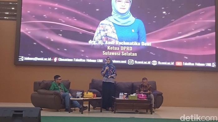 Ketua DPRD Sulsel Andi Rachmatika Dewi alias Cicu menjadi pemateri dalam Kuliah Umum UMI.