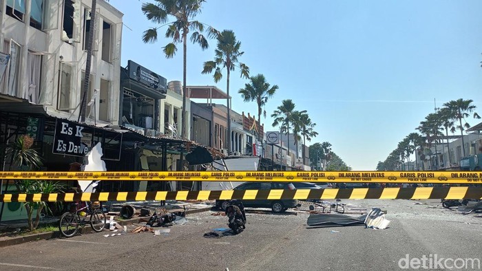 Lokasi ledakan di klaster San Antonio Pakuwon City Surabaya.