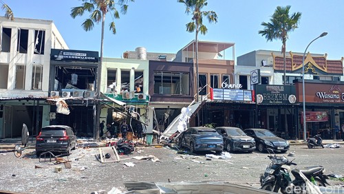 Lokasi ledakan di klaster San Antonio Pakuwon City Surabaya.