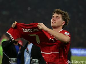 Video Ole Romeny Ajak Marselino Ikut Pesta Juara FIFA ASEAN Cup 2026