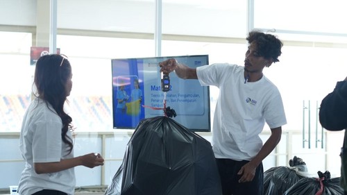 Program BRI Peduli Yok Kita Gas Waste Management di Mandalika, Lombok Tengah, NTB. Pelatihan manajemen limbah itu digelar untuk mendukung MotoGP Mandalika 2026.
