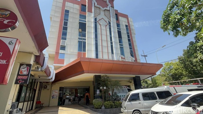 RSUD Haji Surabaya.