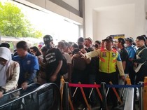 Anker Keluhkan Kondisi Stasiun Duri, Harap Eskalator Cepat Diperbaiki