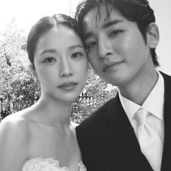Foto-foto Prewedding Song Ji Ho dan Kim So Ri