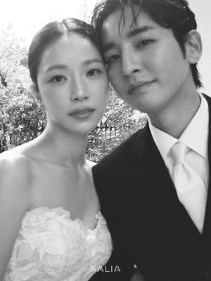 Foto-foto Prewedding Song Ji Ho dan Kim So Ri