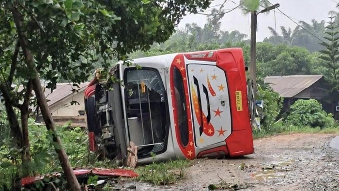 Suasana saat bus kecelakaan di Jalinsum (Tangkapan layar)