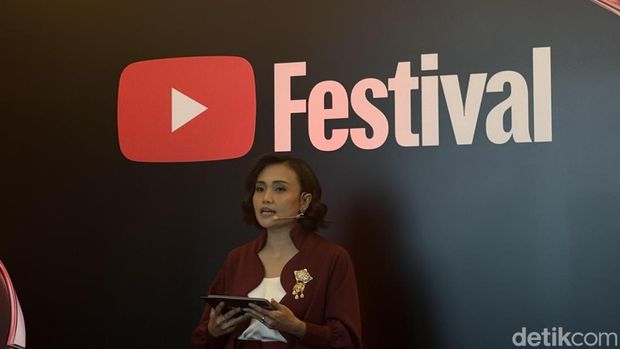 Country Director Google Indonesia Veronica Utami di press briefing YouTube Festival 2026