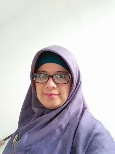Kandidat DPD RI Awards Eka Lestari Mahyuni