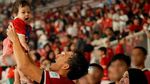 Para Hot Daddy Timnas Indonesia Bawa Anak ke Lapangan Rayakan Juara