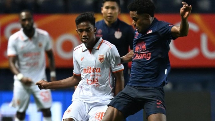 Jalannya pertandingan antara Borneo FC Vs Buriram United. (Istimewa/Dok Borneo FC)