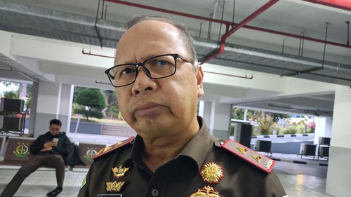 Kajati NTB, Wahyudi, saat ditemui di area parkir kantornya, Rabu (7/10/2026). (Foto: Abdurrasyid Efendi/detikBali)