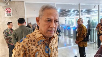 LPS & OJK Belum Tahu Rencana Gaji PNS Dibayar Lewat Koperasi