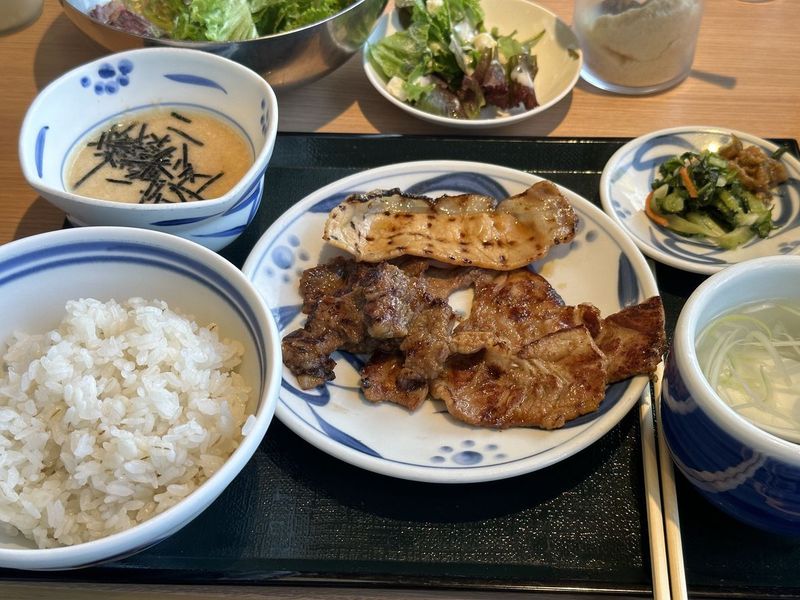 Konsep makan di Jepang Berbagai konsep makan di Jepang yang autentik