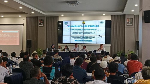 Konsultasi publik Amdal Jalan Bypass Lembar-Kayangan di Lombok Timur, NTB, Rabu (7/10/2026). (Foto: Sanusi Ardi W/detikBali)