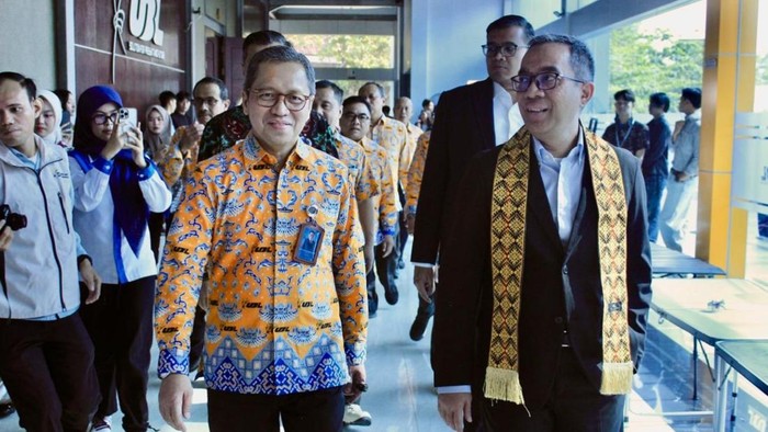 Mendiktisaintek RI Prof Brian Yuliarto membuka UBL Talent, Innovation & Impact Expo 2026 atau UBL Expo.