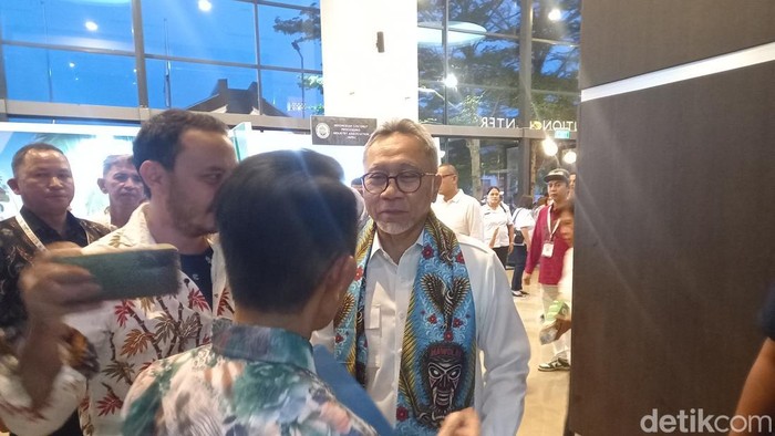 Menko Pangan Zulkifli Hasan menghadiri Munas KOPEK II di Manado. Fistel Mukuan/detikcom