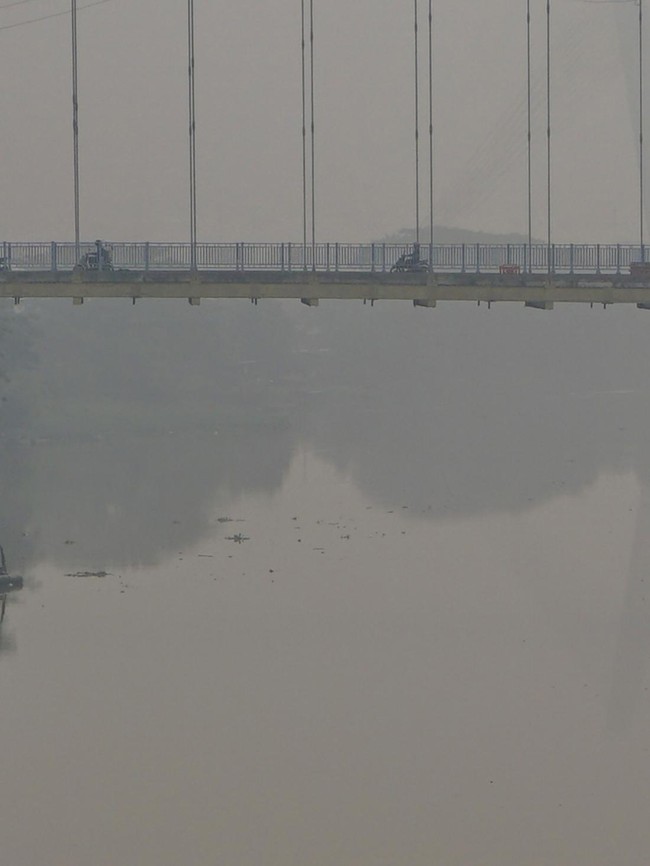 Pekanbaru Diselimuti Kabut Asap Pekat, Jarak Pandang Kini Kurang dari 1 Km