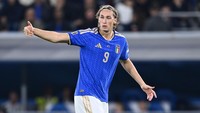 Pio Esposito: Dua Tahun Lalu di Serie B, Kini Andalan Italia