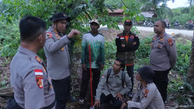 Cegah Karhutla, Polri-TNI Cek Sekat Kanal di Lahan Gambut Kepulauan Meranti