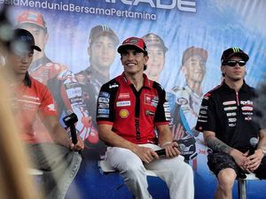 Video Keseruan Parade MotoGP Mandalika di Mataram
