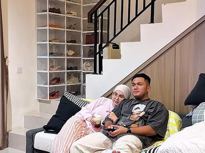 Rumah Adhi Permana dan Kesha Ratuliu