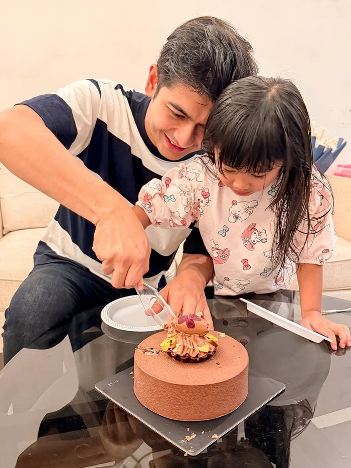 Teuku Ryan rayakan ulang tahun Moana