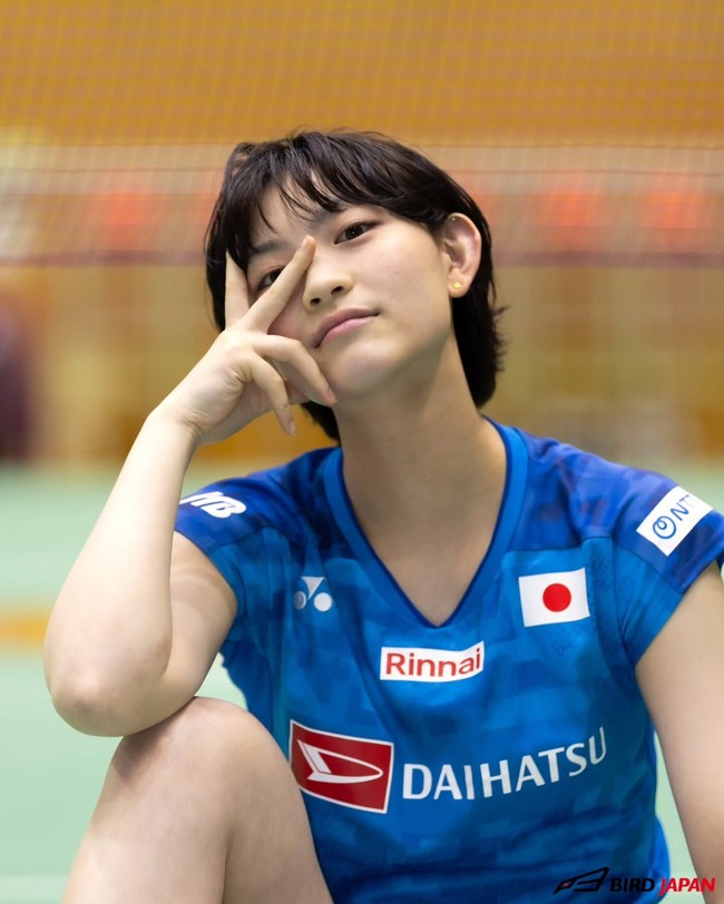 Tomoka Miyazaki adalah atlet badminton asal Jepang yang bertanding di Asian Games 2026. Wanita kelahiran Osaka tersebut digadang-gadang jadi calon bintang lapangan. Foto: Instagram @2525_tomoka