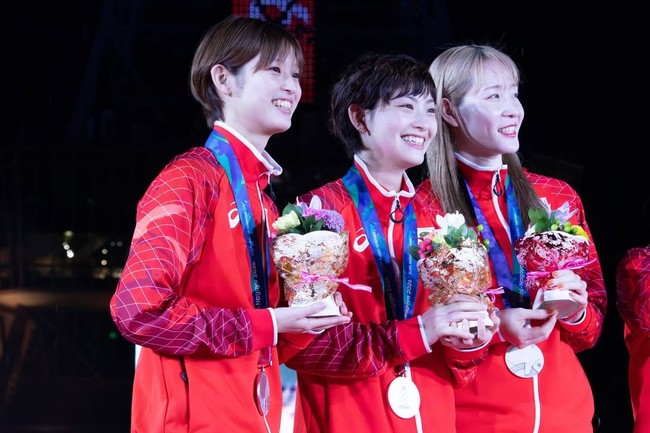 Miyazaki yang berkompetisi di nomor tunggal putri dan memiliki tinggi badan 1,65 meter memenangkan medali perak dalam final di Ichinomiya pada 24 September lalu.  Foto: Instagram @au64_glr