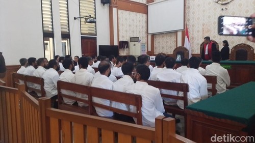 Sidang Vonis terhadap 35 WNA asal  India dalam kasus judi online di Pengadilan Negeri (PN) Denpasar, Rabu (7/10/2026).