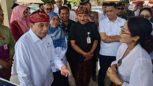 Wamenkes Benjamin Paulus Octavianus berkunjung di UPTD Puskesmas Ubud II, Gianyar, Rabu (7/10/2026). (Dok Pemkab Gianyar)