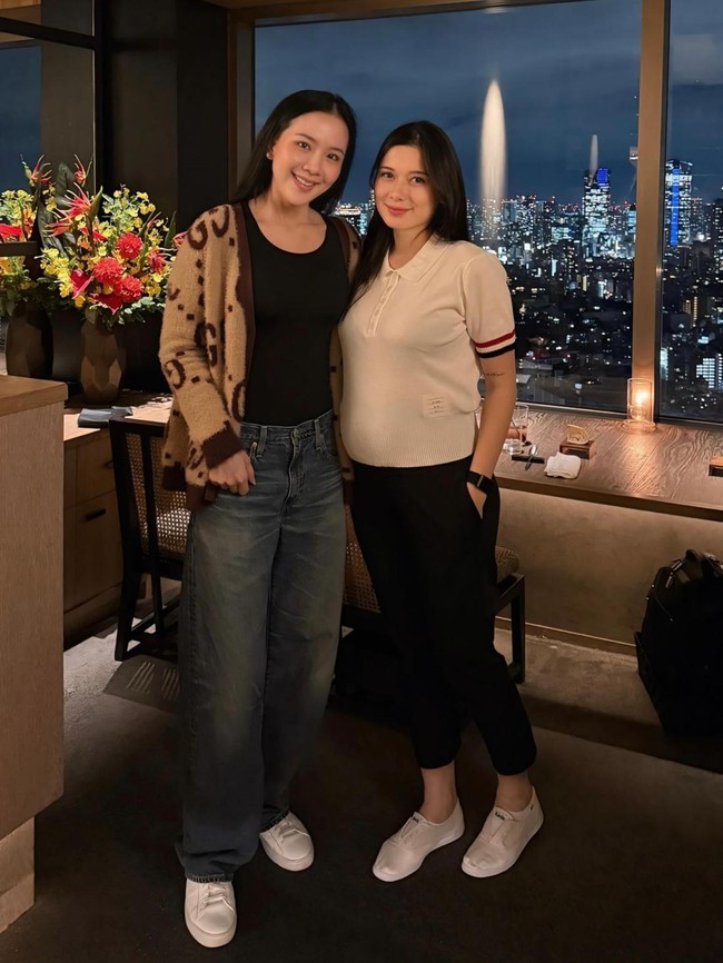 Agnes Jennifer Unggah Foto Bareng Iris Wullur: Sehat Sampai Lahiran Ya!