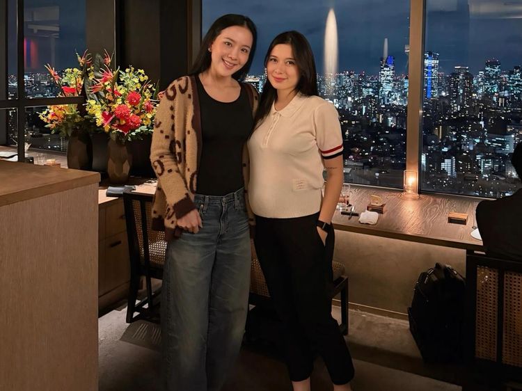 Agnes Jennifer Unggah Foto Bareng Iris Wullur: Sehat Sampai Lahiran Ya!