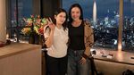 Agnes Jennifer Unggah Foto Bareng Iris Wullur: Sehat Sampai Lahiran Ya!