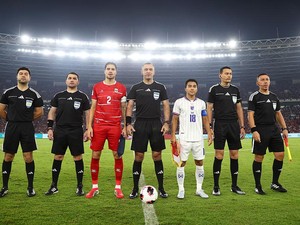 Segininya Bek Thailand Mengumpat Wasit Final FIFA ASEAN Cup