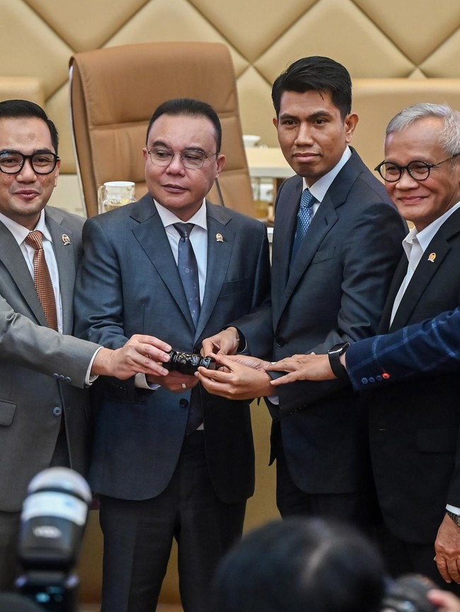 DPR Tetapkan Bahtra Banong Jadi Ketua Panja RUU Pemilu