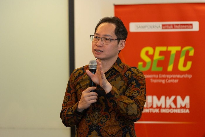 Director of Stakeholder Relations and Sustainability PT HM Sampoerna Tbk. (Sampoerna) Romulus Sutanto