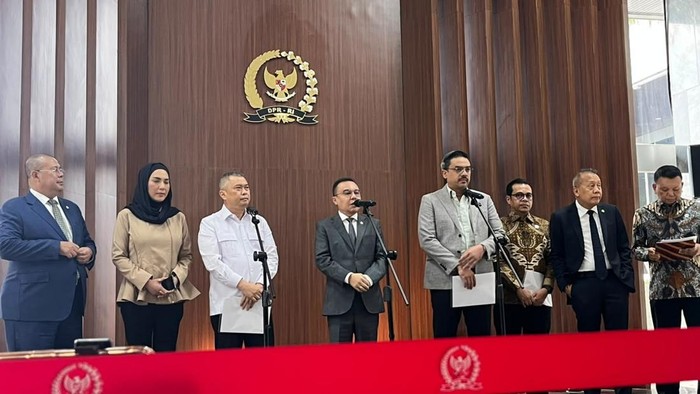 DPR RI bersama pemerintah telah merampungkan penyusunan Peraturan Presiden (Perpres) yang mengatur ekosistem ojek online (ojol) (Anggi/detik)