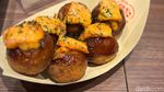 Serasa Jajan di Jepang! Di Gerai Ini Ada Takoyaki hingga Yakitori Enak