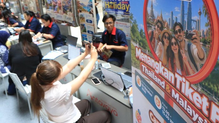 Industri pariwisata terus didorong lewat gelaran pameran perjalanan di Jakarta. Langkah ini dinilai efektif memacu konsumsi masyarakat jelang akhir tahun.