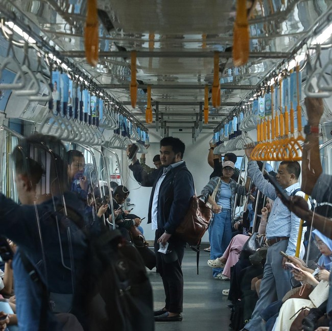 Jakarta Makin Ramai, Penumpang Transportasi Umum Tembus 42 Juta pada Agustus